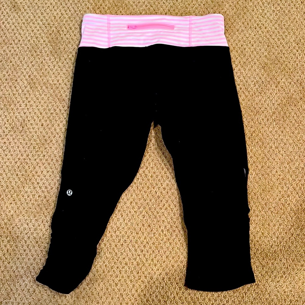 Lululemon Crop - Picture 2 of 6